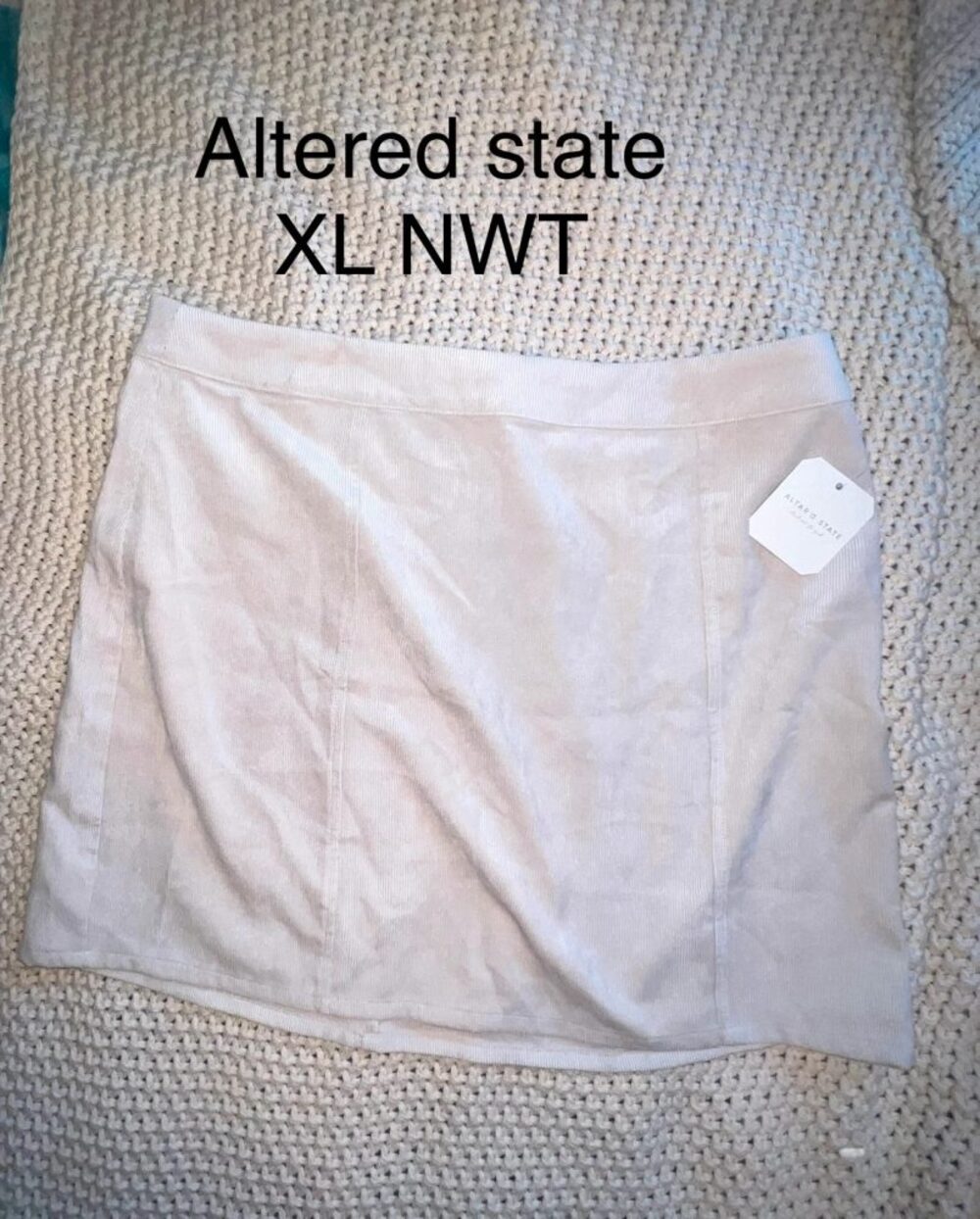 Alter’d state beige skirt XL